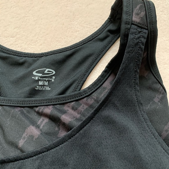 Champion ladies workout tank Built-in Bra comfy! - Picture 3 of 6